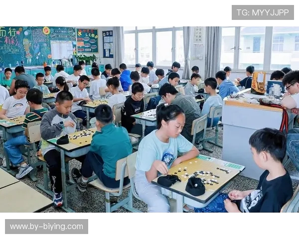 1200余名少年角逐广州“三棋锦标赛